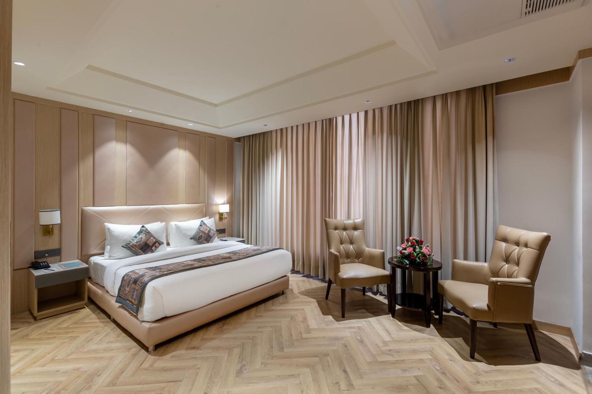 Sandoz Amritsar Near Golden Temple Екстериор снимка