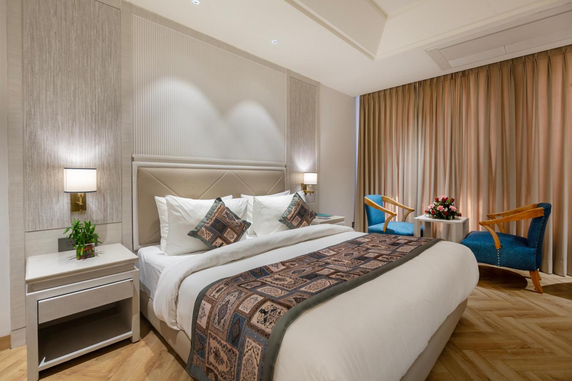 Sandoz Amritsar Near Golden Temple Екстериор снимка