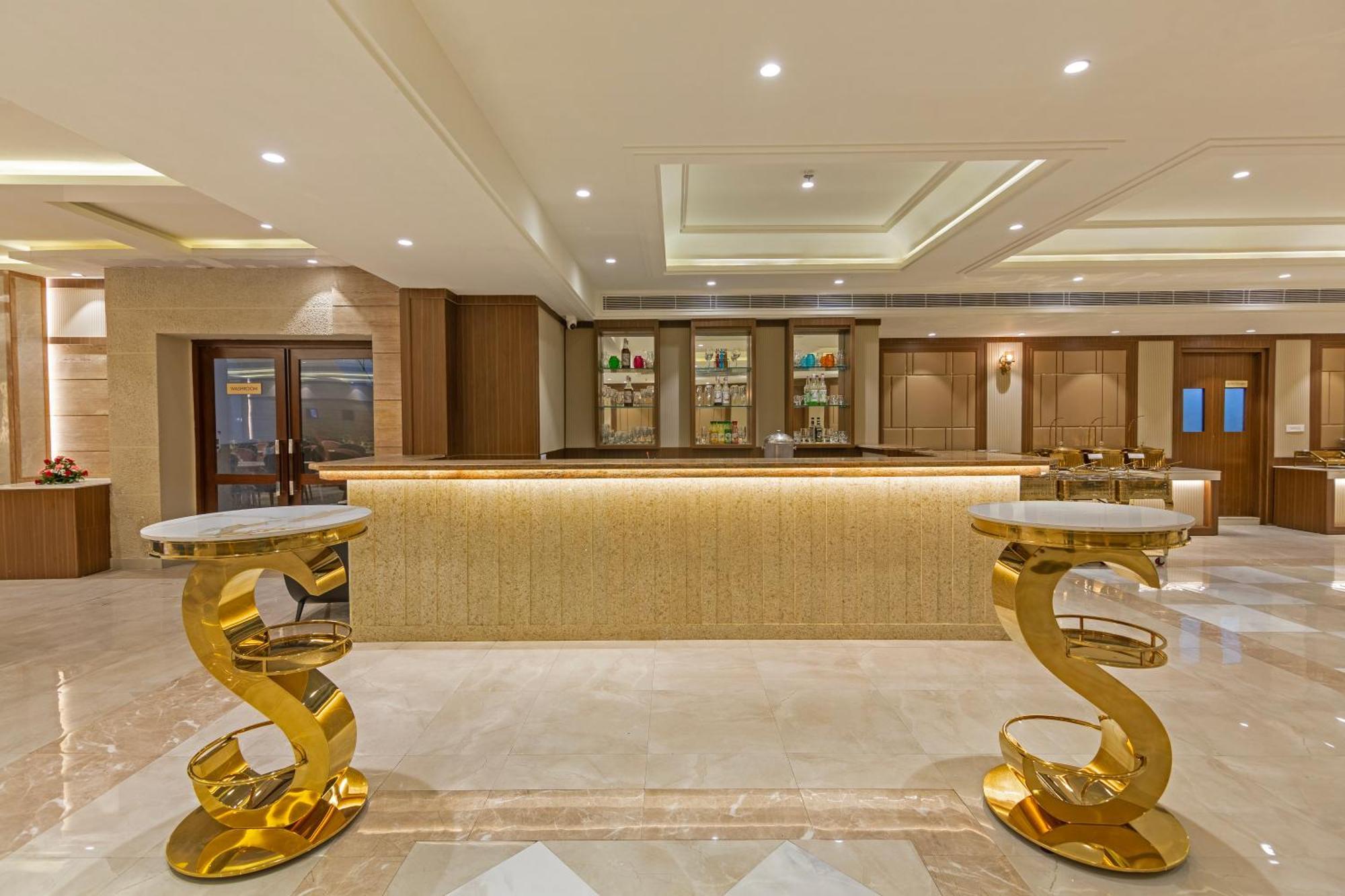Sandoz Amritsar Near Golden Temple Екстериор снимка