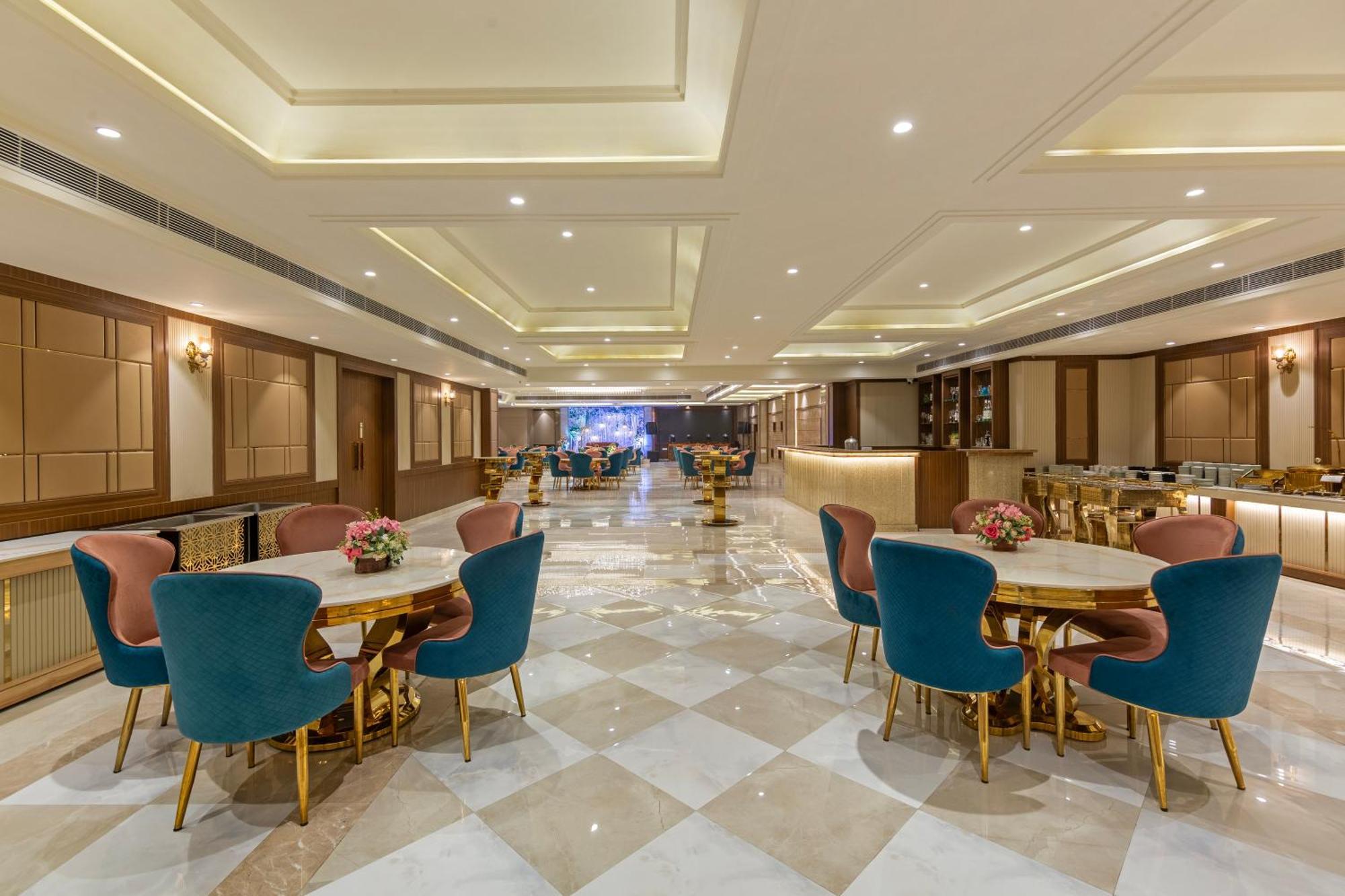 Sandoz Amritsar Near Golden Temple Екстериор снимка
