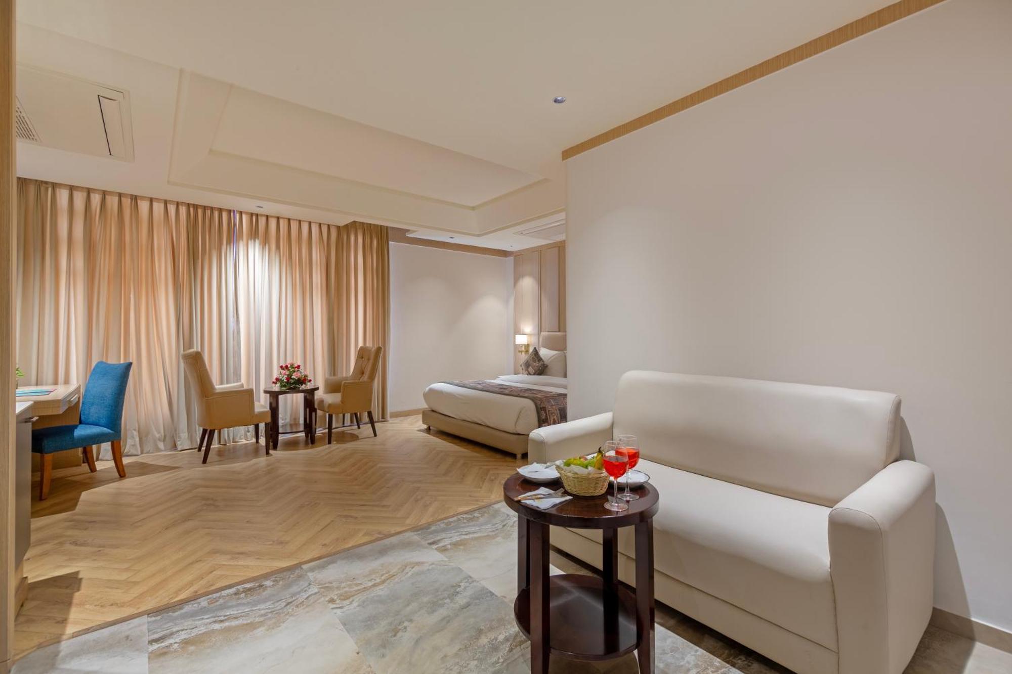 Sandoz Amritsar Near Golden Temple Екстериор снимка