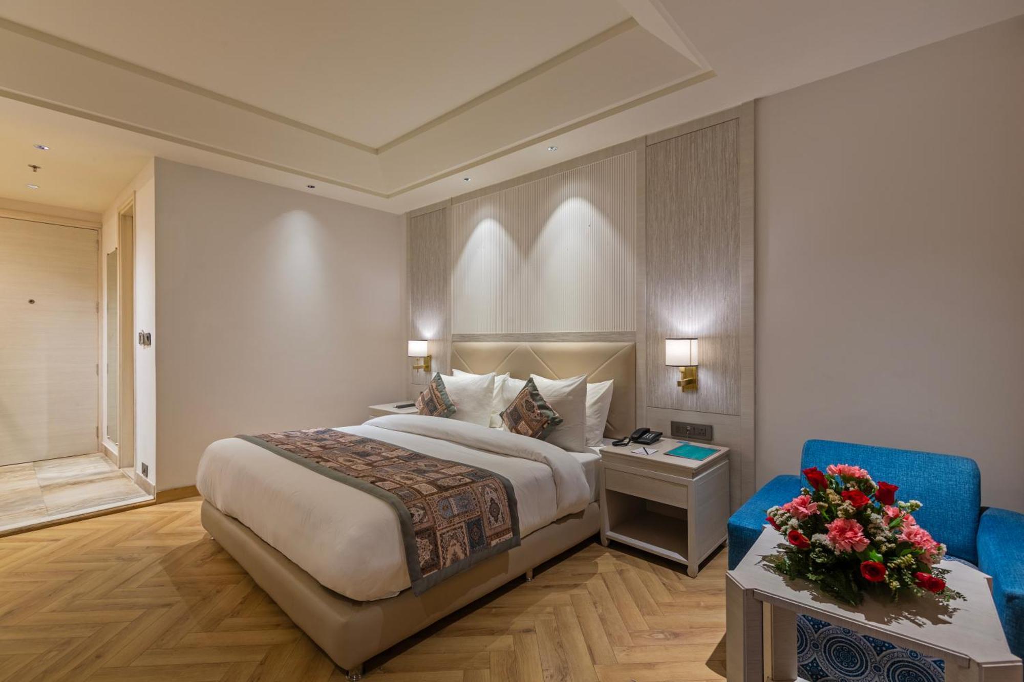 Sandoz Amritsar Near Golden Temple Екстериор снимка